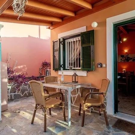 Charming Studio Just Steps From Paramonas Beach Apartment Paramonas (Corfu)