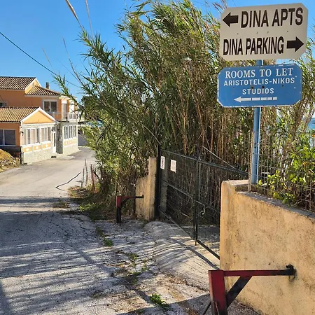 Charming Just Steps From * Paramonas (Corfu)