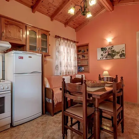 Apartment Charming Just Steps From Paramonas (Corfu)