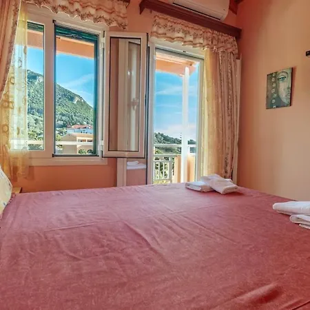 Apartmán Charming Just Steps From Paramonas (Corfu)