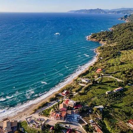 Apartment Charming Just Steps From Paramonas (Corfu)